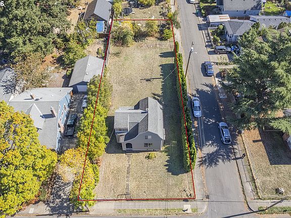 2nd image of 5230 SE 67th Ave