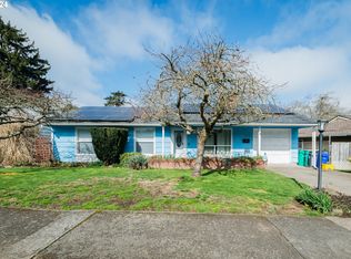 9025 N Gilbert Ave, Portland, OR 97203