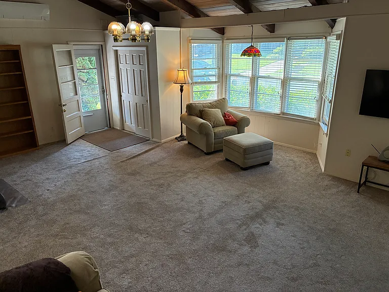 6207 Maiden Ln — Photo 17