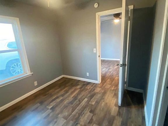 4th image of 808 N Cherokee Ave