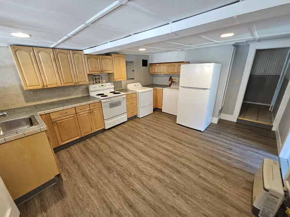 271 Village St #2, Concord, NH 03303