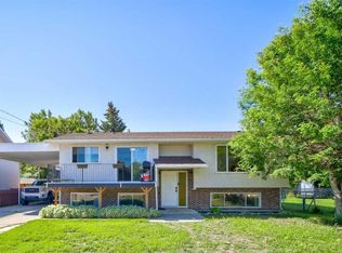 532 N Indian St, Pincher Creek, AB T0K 1W0