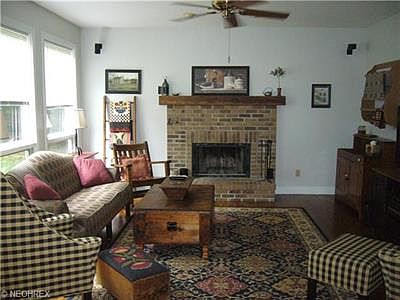 2nd image of 11789 Derbyshire Ln