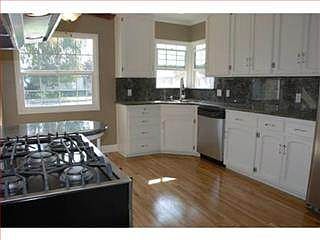 3rd image of 731 Camino Dr