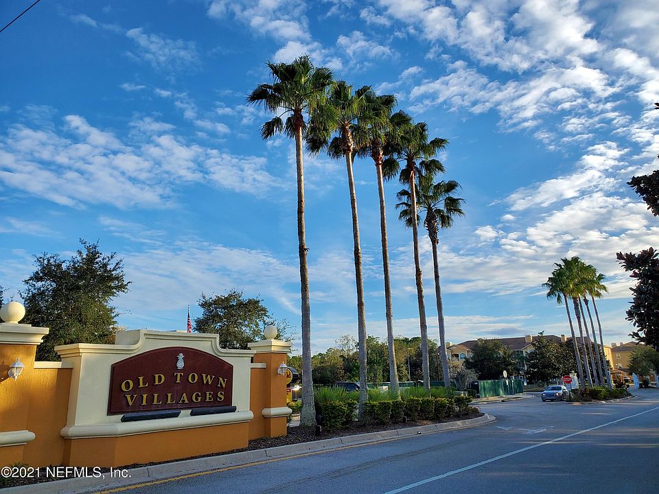 1st image of 260 OLD VILLAGE CENTER Circle #8104
