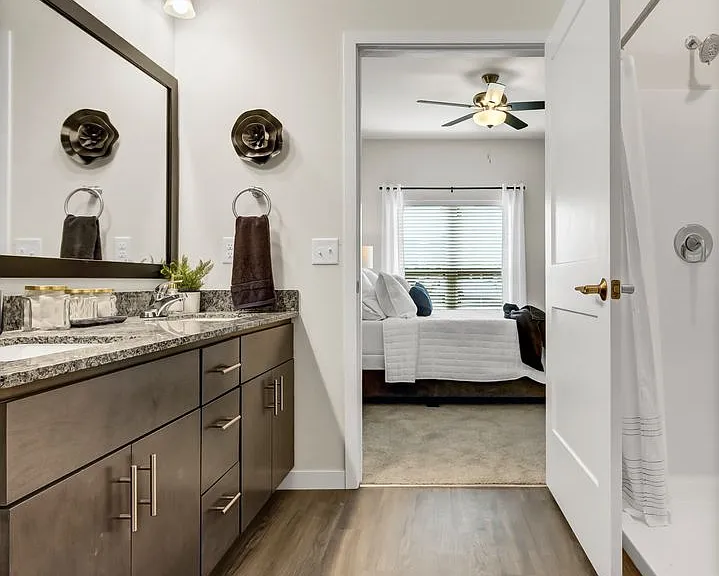 Quest Apartments — Photo 41