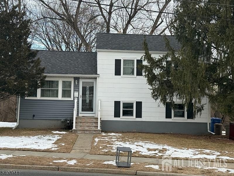 1st image of 706 Cedarbrook Ave