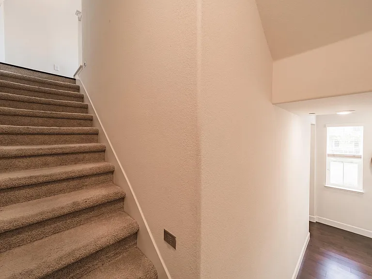 608 Avenue One Dr — Photo 10