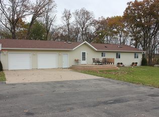 N9476 Murphy Rd, Neshkoro, WI 54960