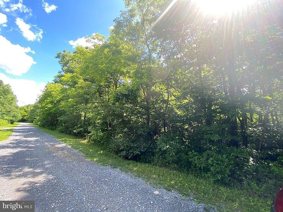 2nd image of 38 Buck Ln