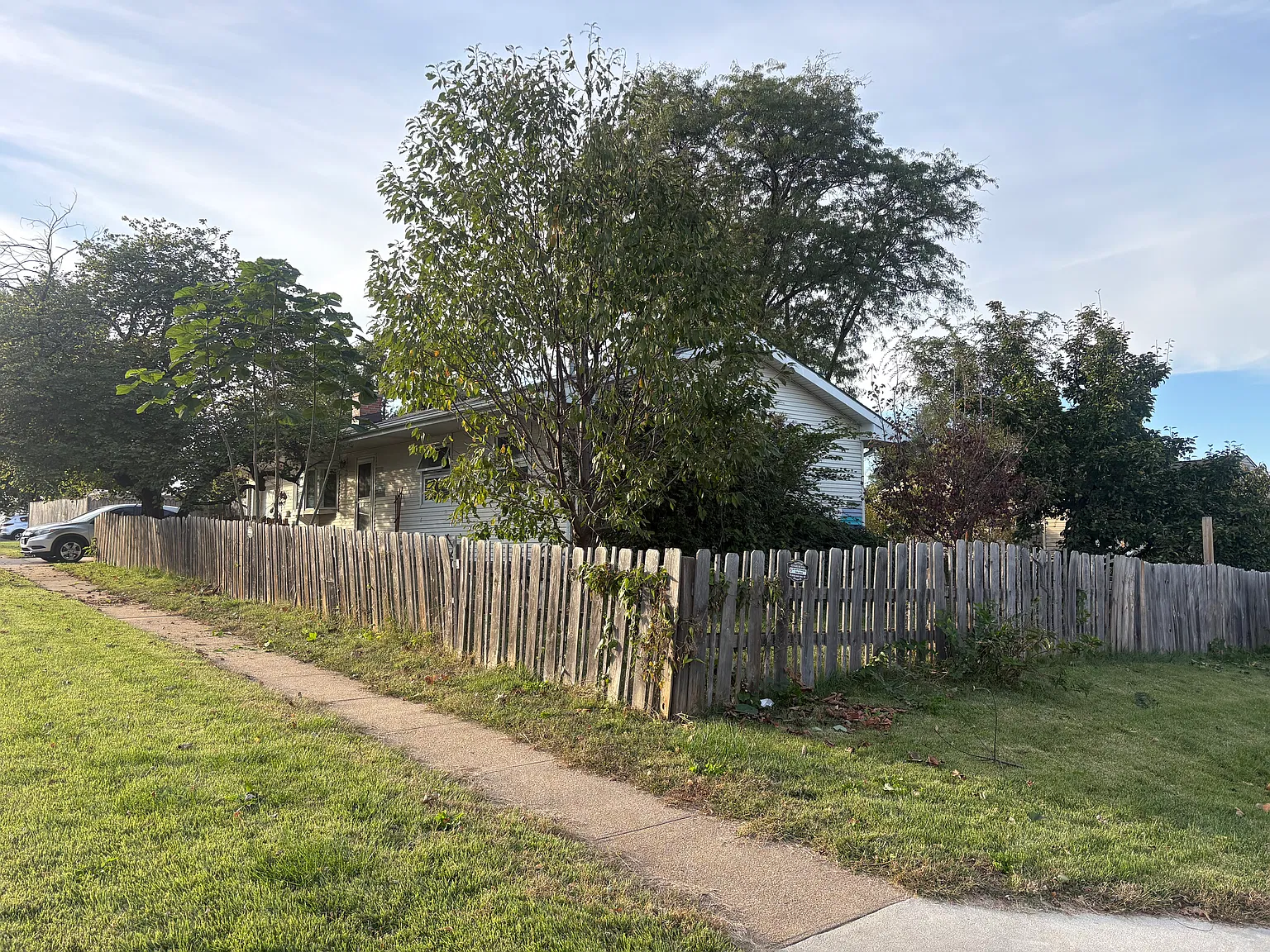 3 bed, 1208 sqft, $1,800 — Photo 2