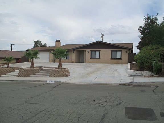 2nd image of 17137 Forest Hills Dr