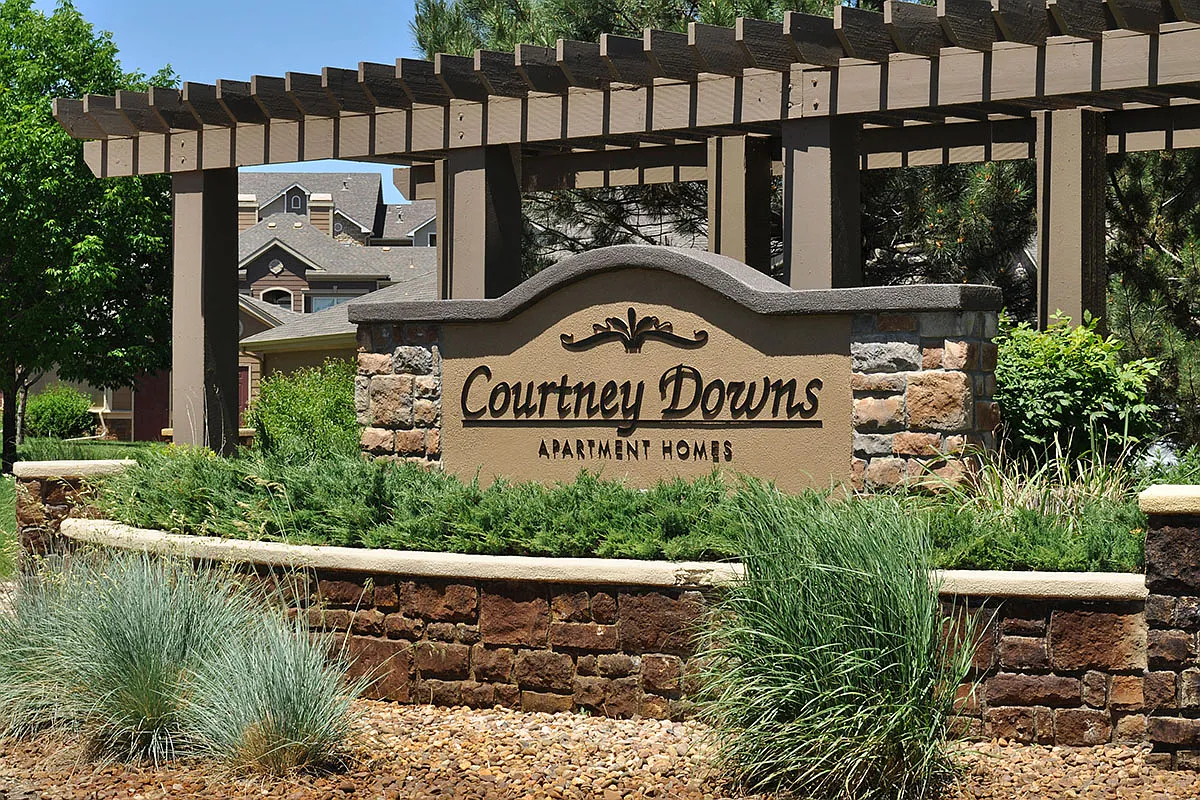 Courtney Downs Apartment Homes — Photo 3