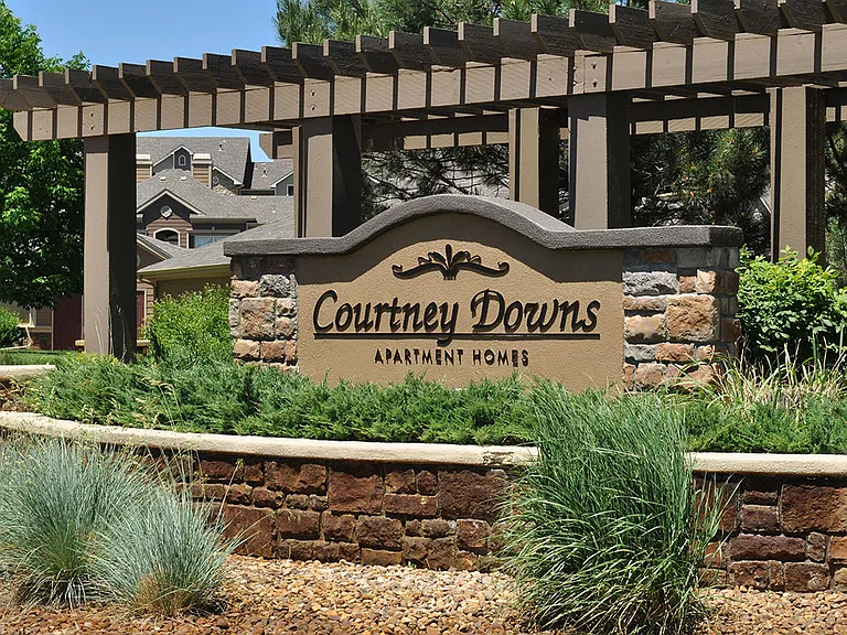 Welcome to Courtney Downs Apartments