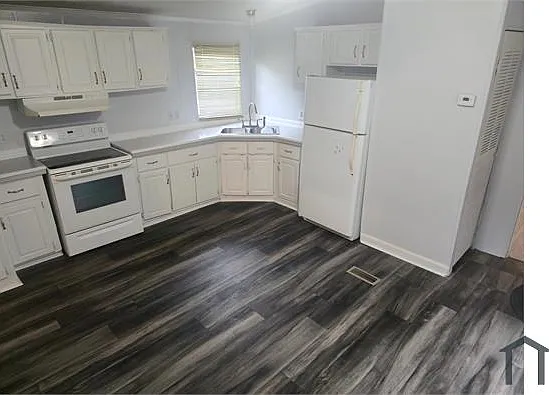 2 bed, 1300 sqft, $1,600 — Photo 1
