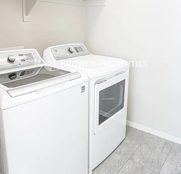 2268 S Henry Ln — Photo 18
