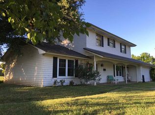 2569 E 1990th Rd, Hugo, OK 74743