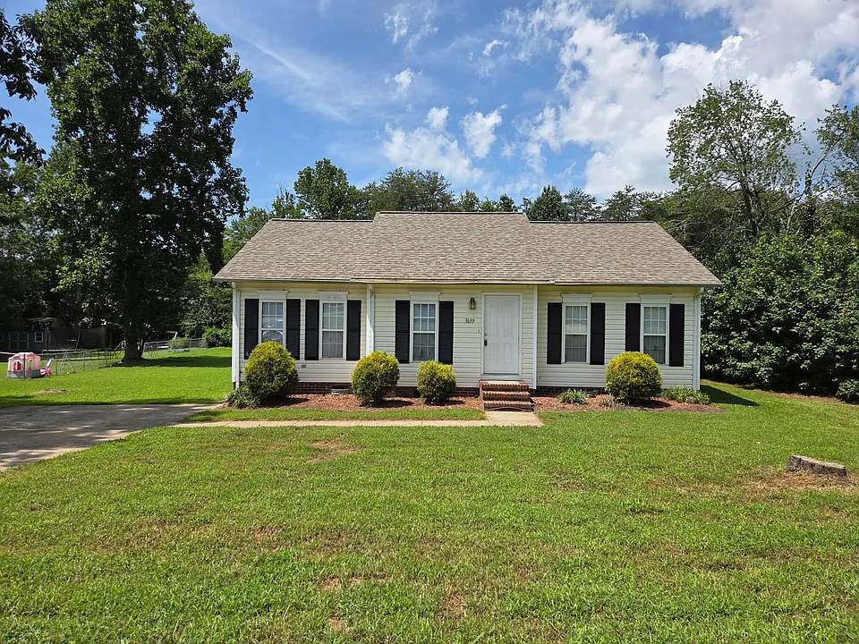 3699 Lee Moore Rd