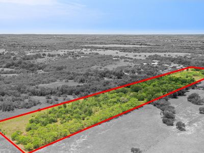 699 McKnight, Seguin, TX, 78155
