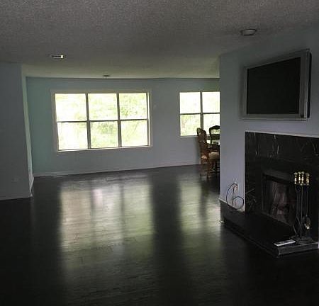 3rd image of 1221 Waters Edge Dr #21DA