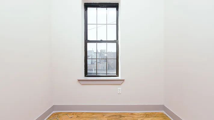 Rented by Nooklyn NYC LLC | media 37