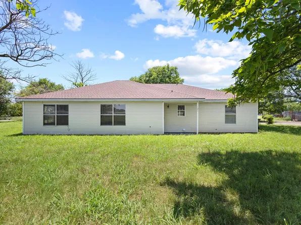 1210 E Fm 902, Howe, TX 75459