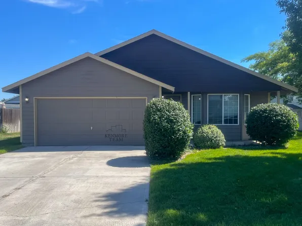 7704 Wrigley Dr, Pasco, WA 99301