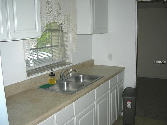 2nd image of 1017 Melonwood Ave