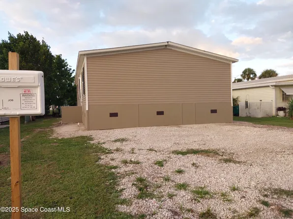 2534 Amberly Rd NE, Palm Bay, FL 32905