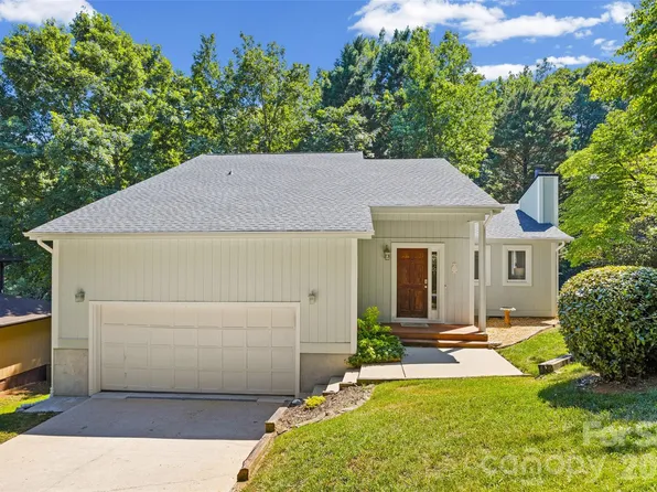 4160 Koala Cir, Tega Cay, SC 29708
