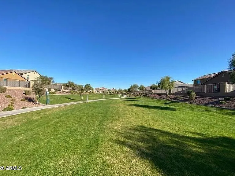 6144 W Freeway Ln — Photo 29