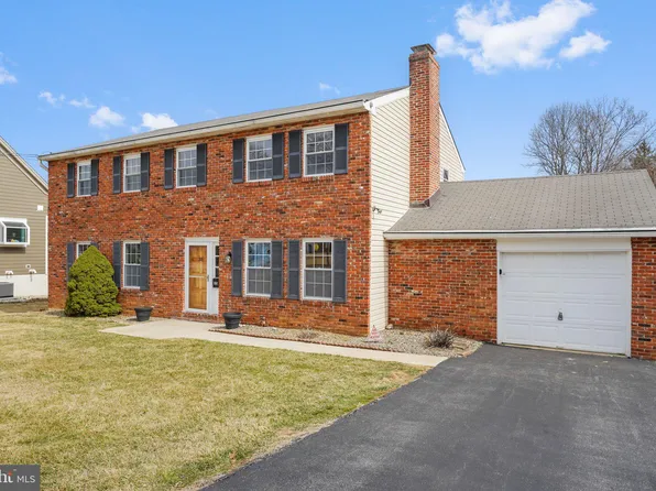 35 Griffith Ave, Malvern, PA 19355