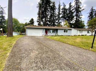 989 SE Fir Grove Loop, Hillsboro, OR 97123