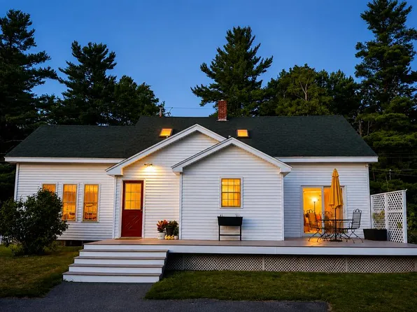 251 Hampden Road, Carmel, ME 04419