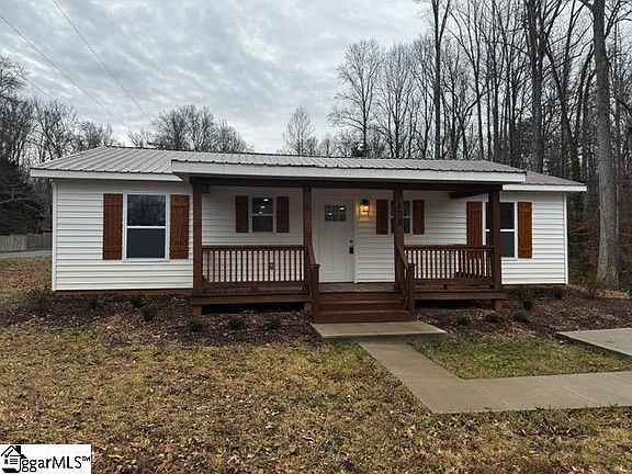 2nd image of 108 Oaklawn Dr