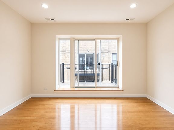 5th image of 3348 W Wilson Ave APT 2N