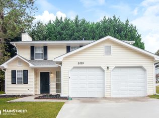 2029 Lown Farm Ln, Lithonia, GA 30058
