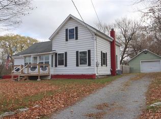 14 Garden Rd, Philadelphia, NY 13673