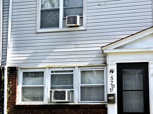 5706 Mitchell Rd, Levittown, PA 19057