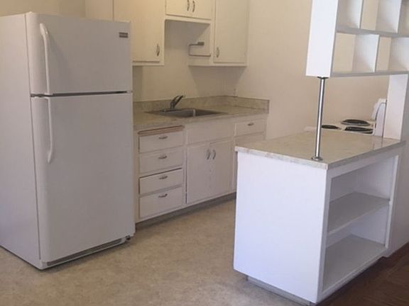 5th image of 1530 Oakdale St APT 2