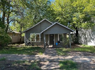 104 S Cleveland Ave, Sherman, TX 75090