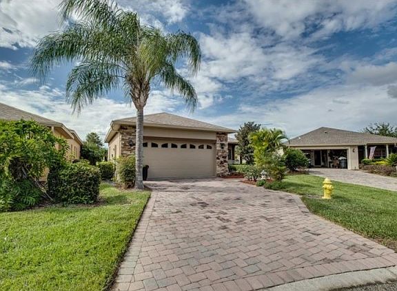 2nd image of 177 Knoll Wood Dr