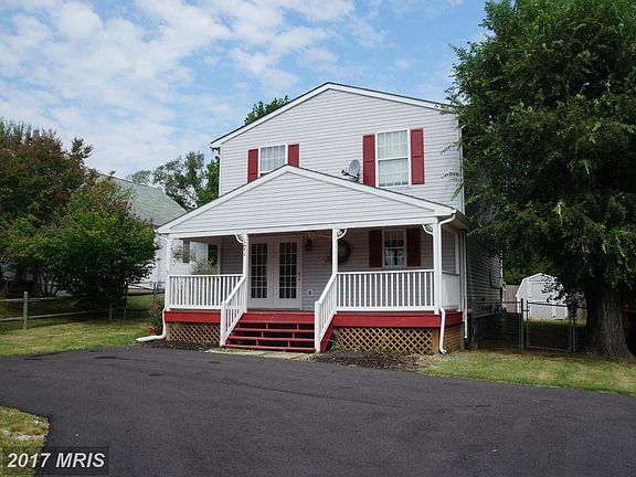 2nd image of 171 Pointfield Dr
