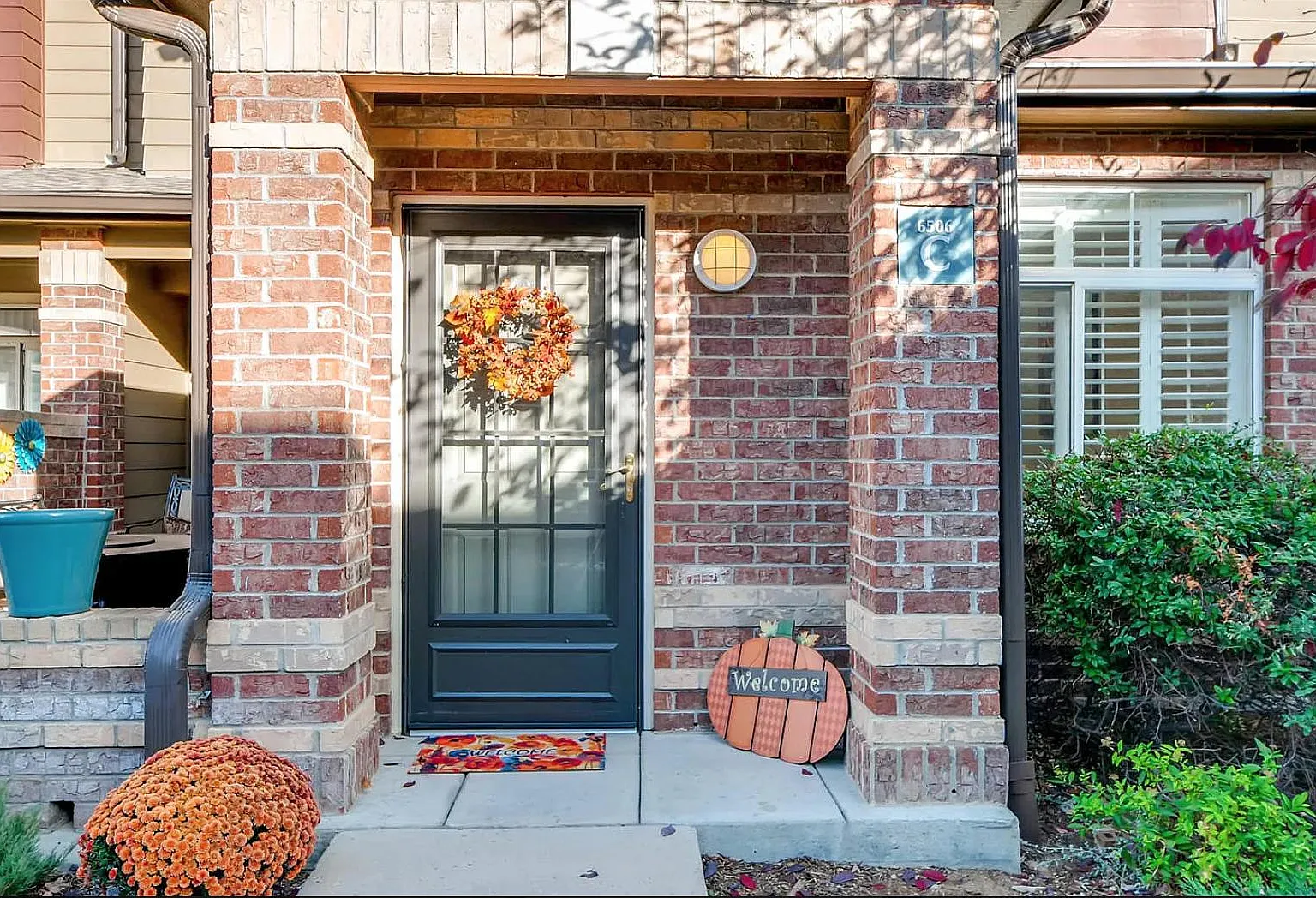 1 bed, 1.5 bath, 1391 sqft, $2,450 — Photo 3