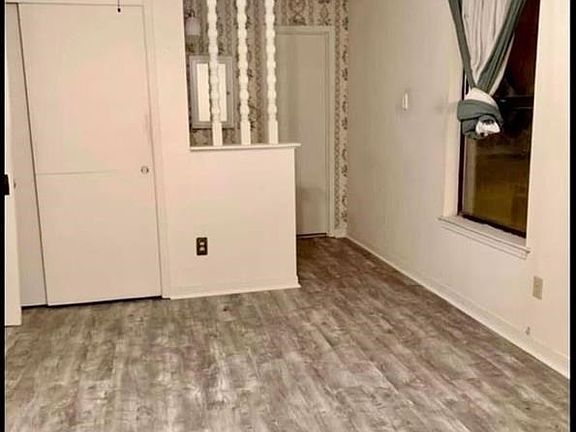 4th image of 5004 Karlan Dr
