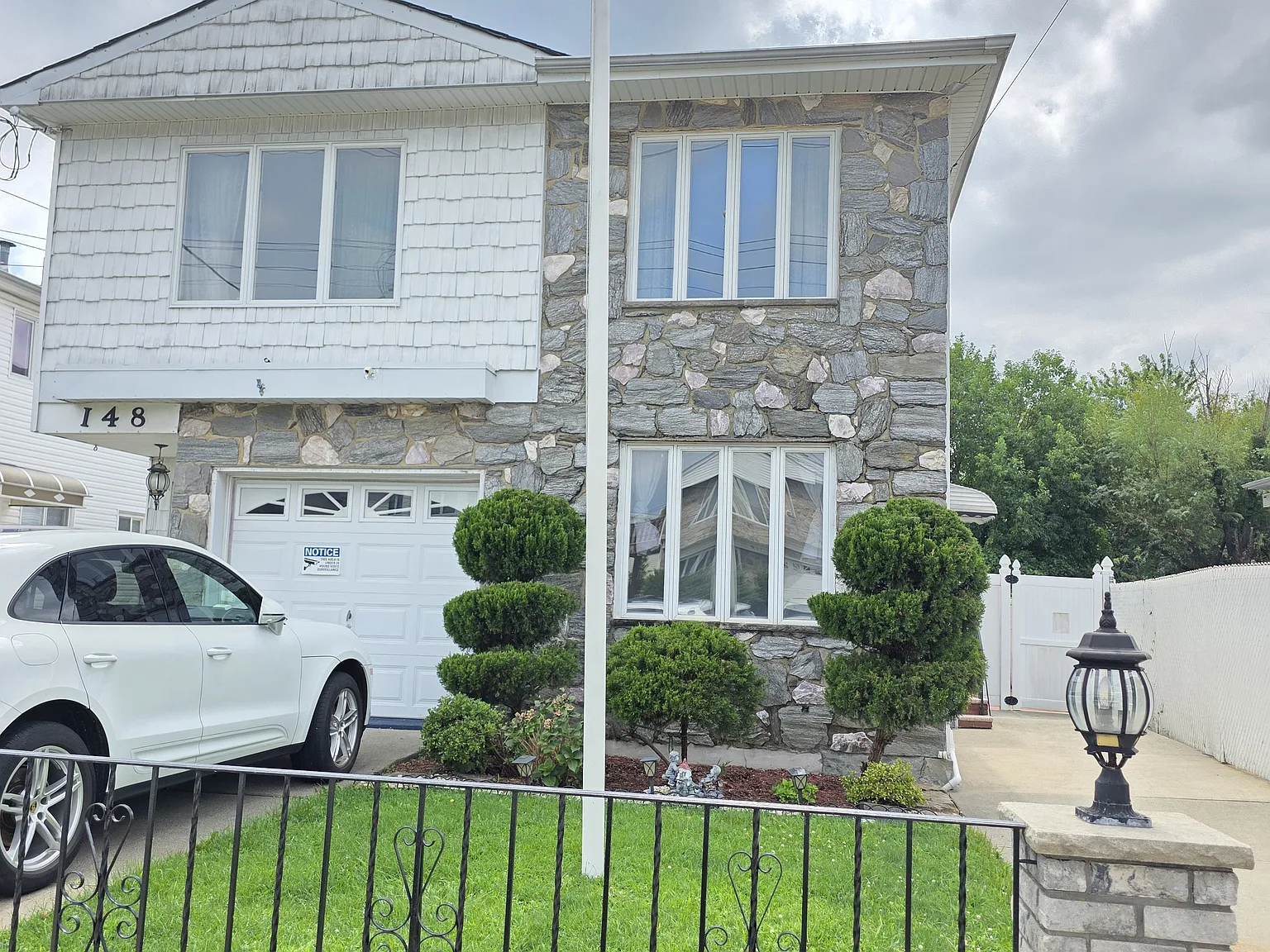 2 bed, 800 sqft, $2,000 — Photo 2