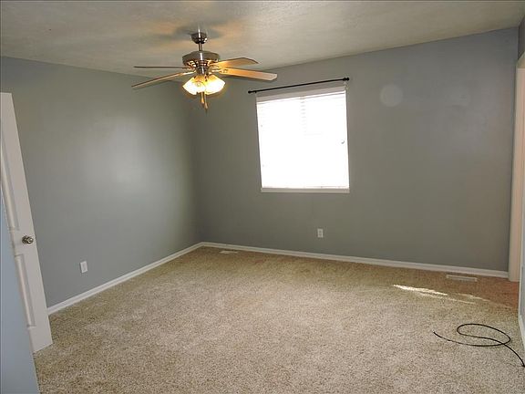 3rd image of 9561 N Tustin
