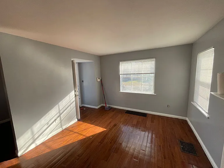 3411 Otterbein Ave — Photo 3