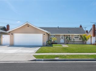 6062 Arrowhead Dr, Huntington Beach, CA 92647