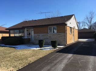 7425 Lake St, Morton Grove, IL